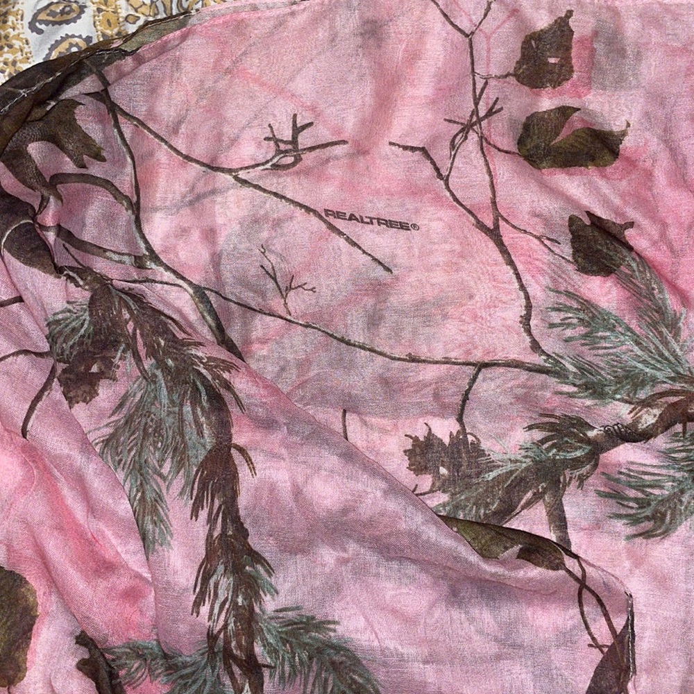 Real tree scarf. Pink and green. One size